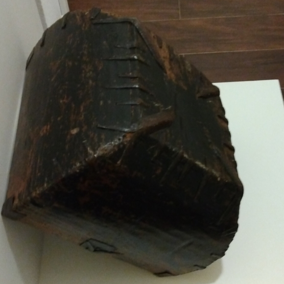 Medieval Antique Basket With Handle - Picture 8 of 8